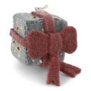 Gry & Sif Geschenk mit roter Schleife