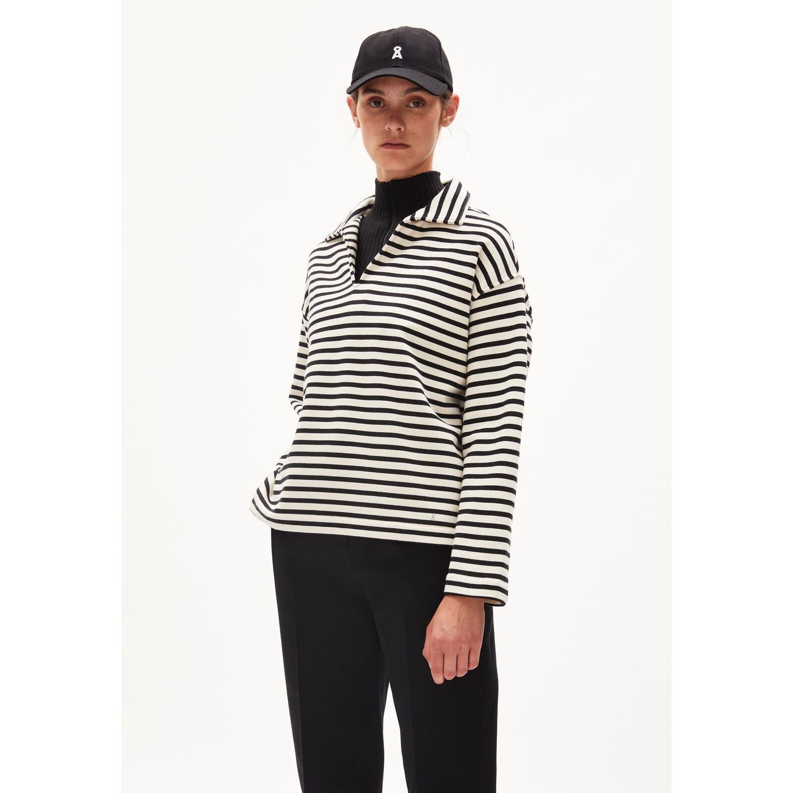 NAIRAA STRIPE undyed-black XL