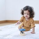 PlanToys Spielzeug Springende Turnerin